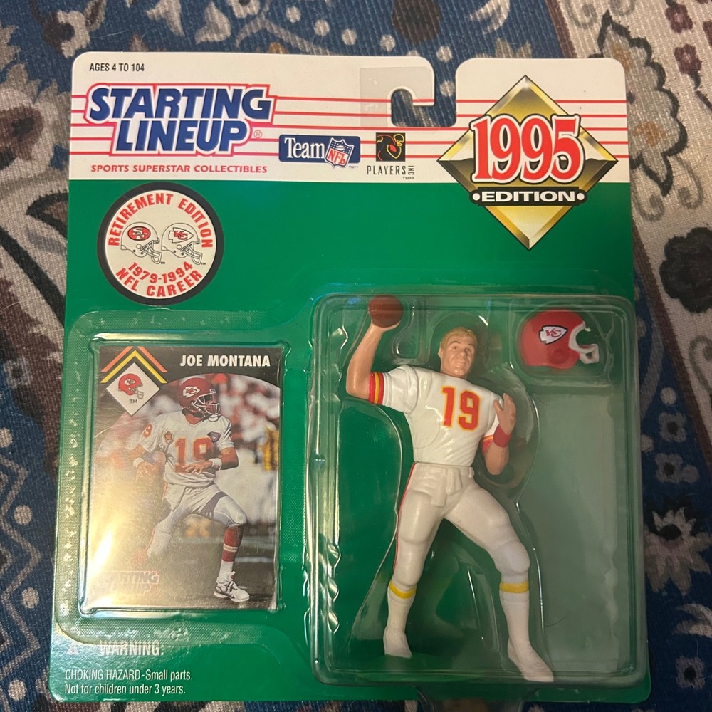 1995 Kenner Starting Lineup Joe Montana Chiefs Retirement Edition Sealed 68670